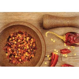 शेफची कला - गरम मिरचीचे तुकडे स्प्रिंकलर